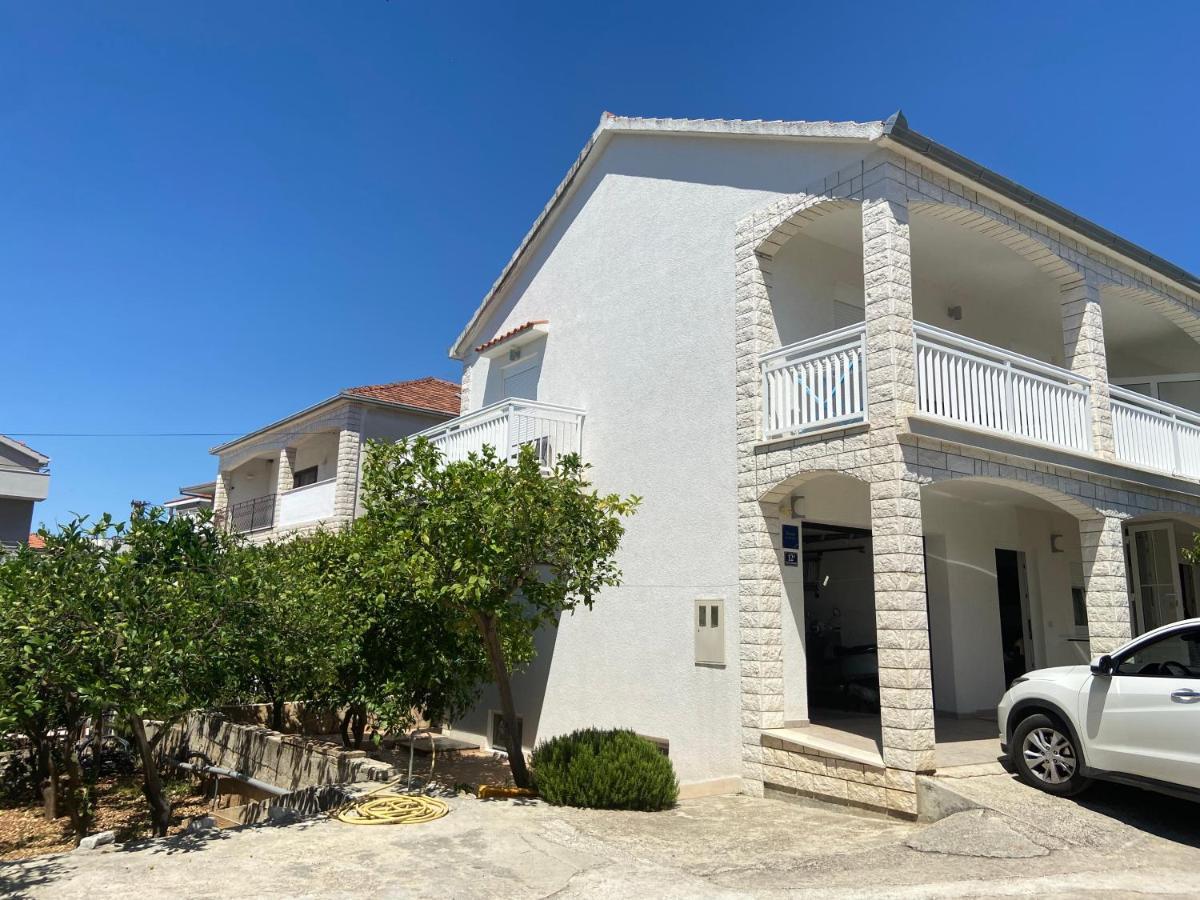 House Mare Apartment Trogir Exterior foto