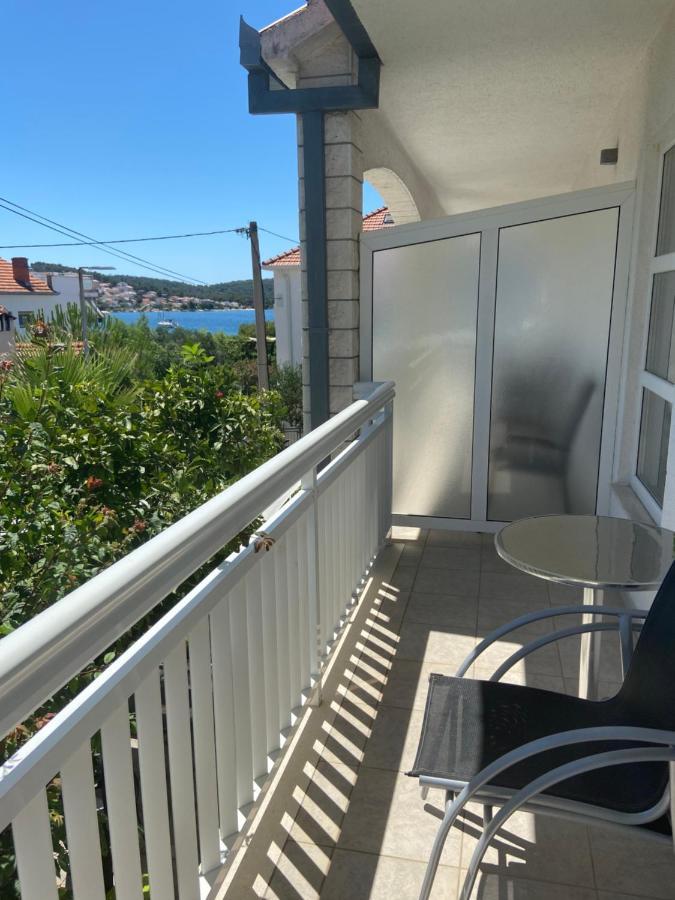 House Mare Apartment Trogir Exterior foto