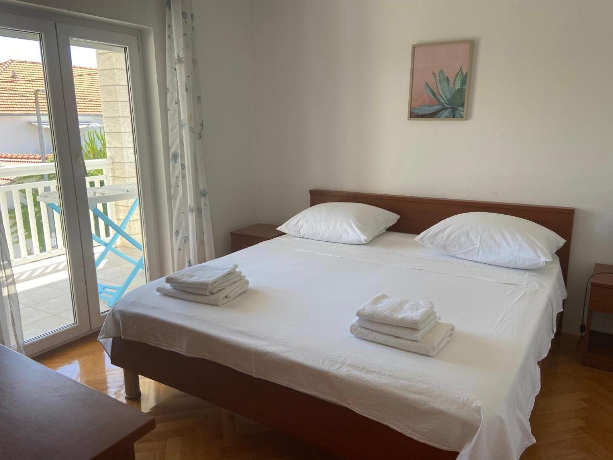 House Mare Apartment Trogir Exterior foto