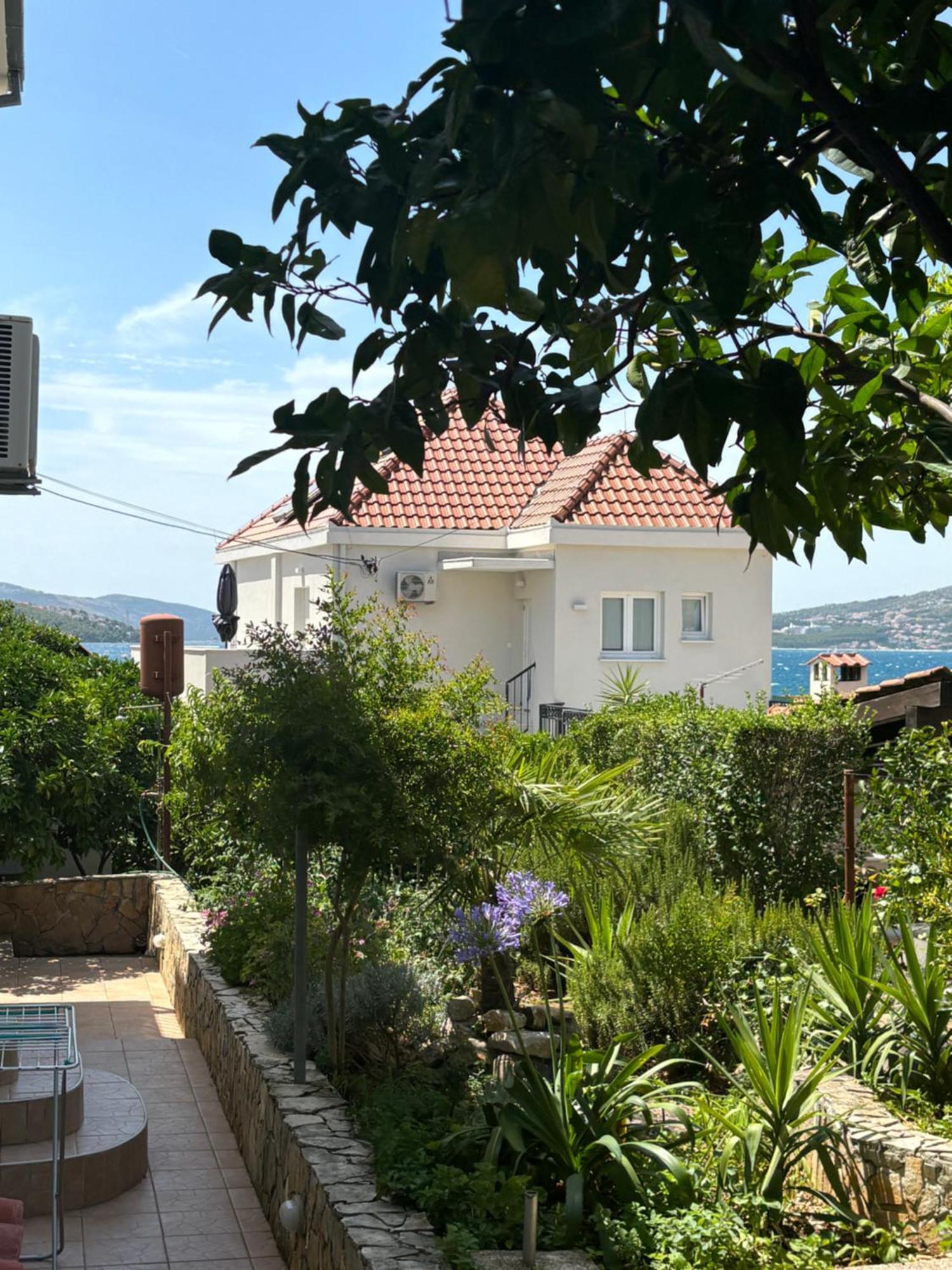 House Mare Apartment Trogir Exterior foto