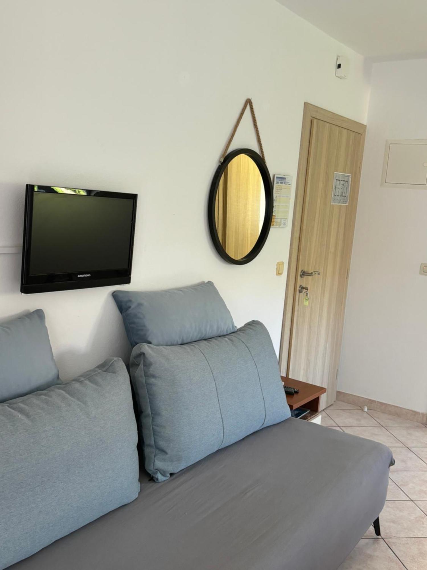 House Mare Apartment Trogir Exterior foto