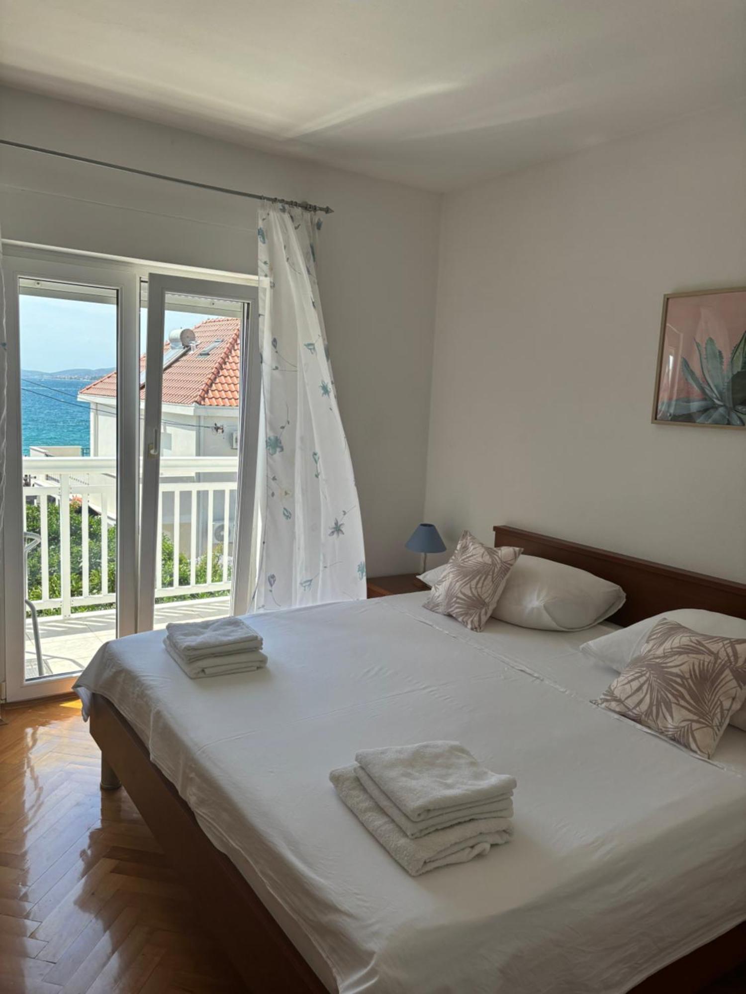 House Mare Apartment Trogir Exterior foto