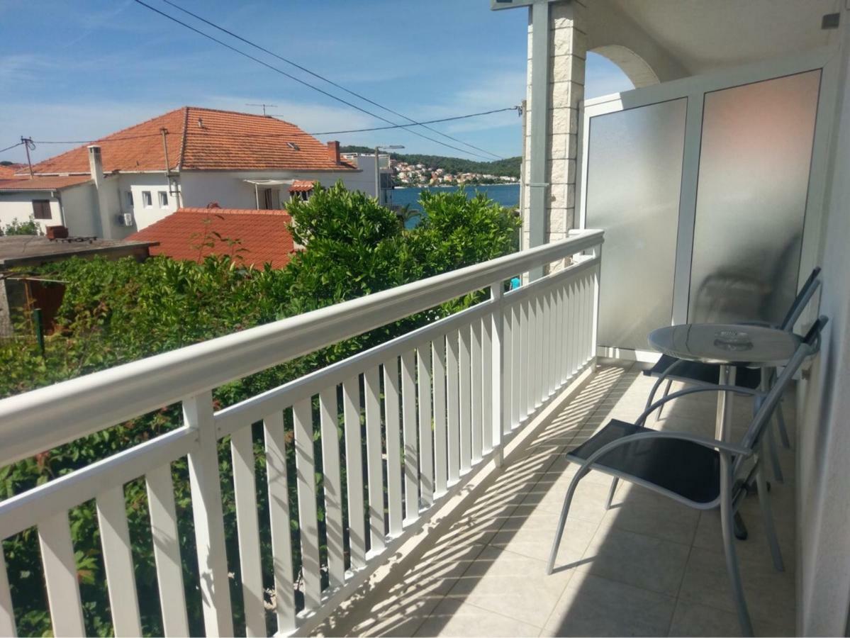 House Mare Apartment Trogir Exterior foto